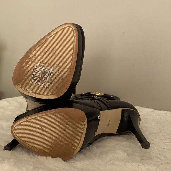 Michael Kors STOCKARD Platform Booties BLACK - Picture 13 of 13